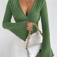 S6deca4bd5c8f4fceb013dd1dbd8d37e3V.webp Striped V-Neck Knitted Long-Sleeve Top – Slim Fit