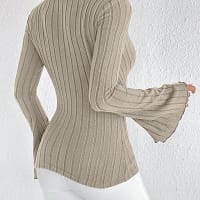 S97073e910c4a45c4949c39e4cdd01c2fB.webp Striped V-Neck Knitted Long-Sleeve Top – Slim Fit