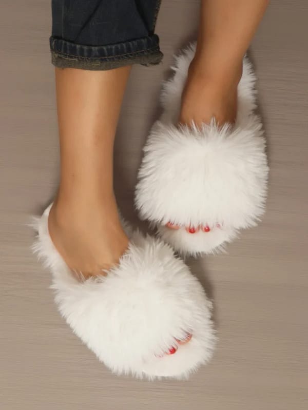 Women's Fluffy House Slippers | Pink Indoor Slides