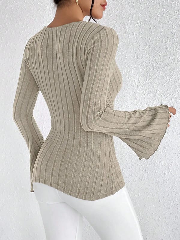 S97073e910c4a45c4949c39e4cdd01c2fB.webp Striped V-Neck Knitted Long-Sleeve Top – Slim Fit