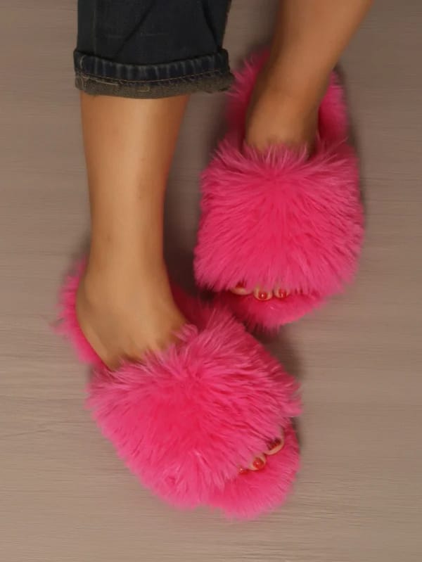 Women's Fluffy House Slippers | Pink Indoor Slides